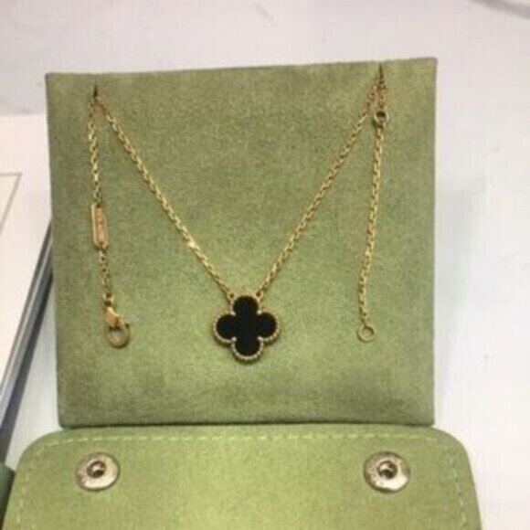 Van Cleef & Arpels 18K gold onyx necklace - Picture 7 of 8